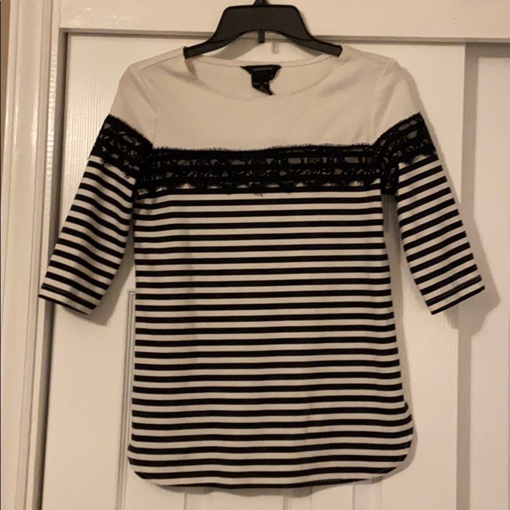 3/4 sleeve striped dressy shirt